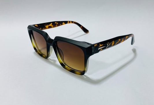 Bold Design-F0475 Bent Lens Panto Shape Sunglasses
