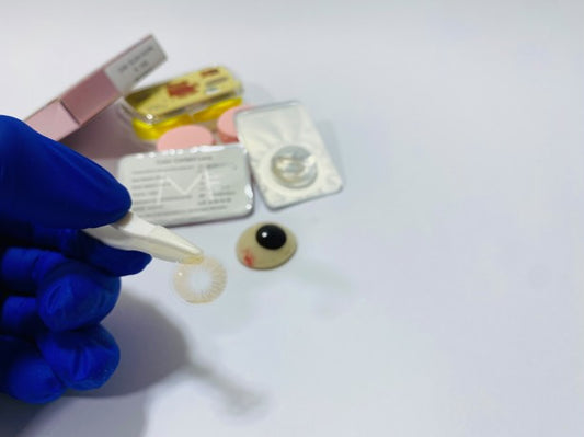Glow Ochre Magister Contact Lens