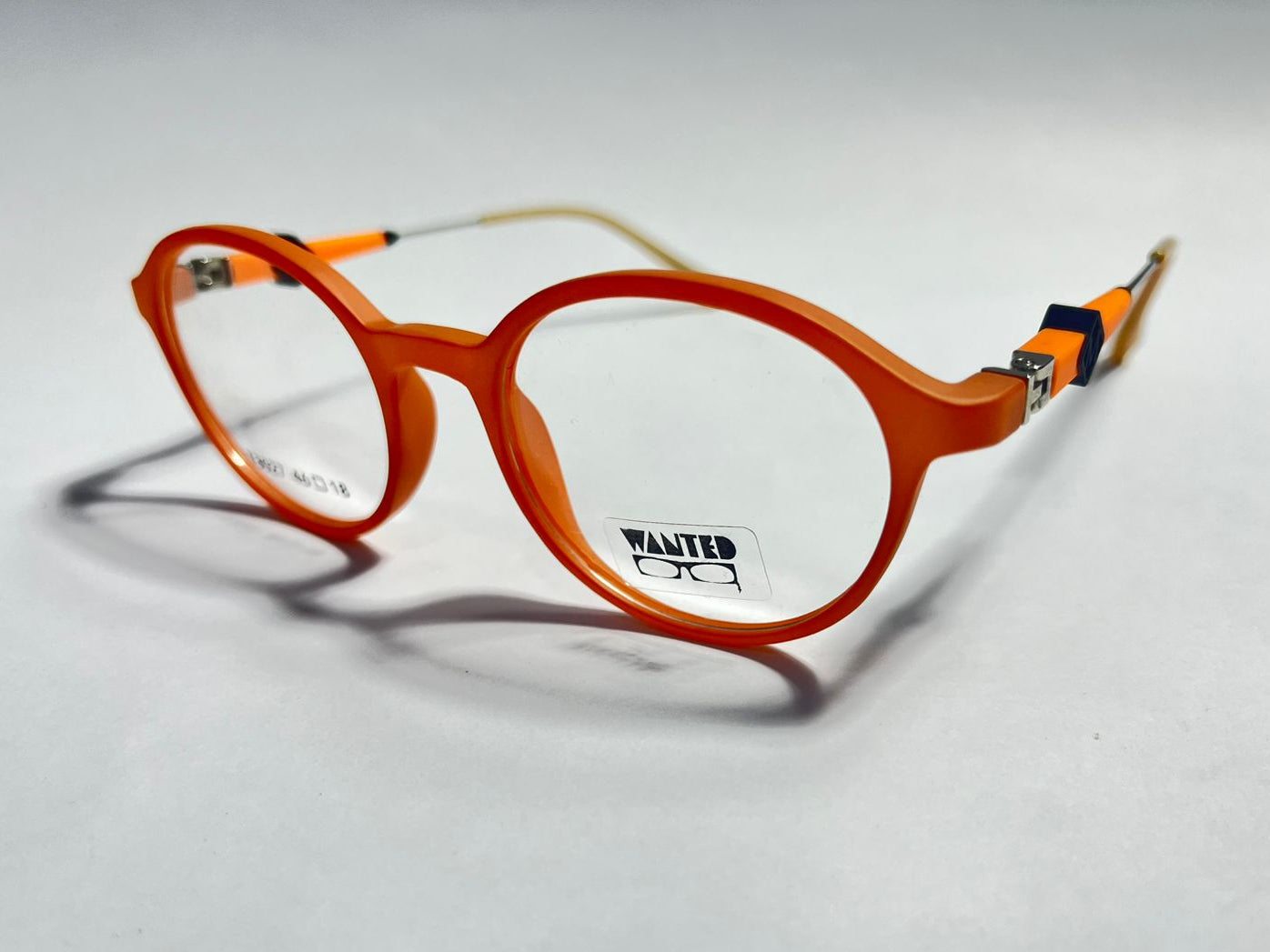 KIDS PLASTIC COLLECTION