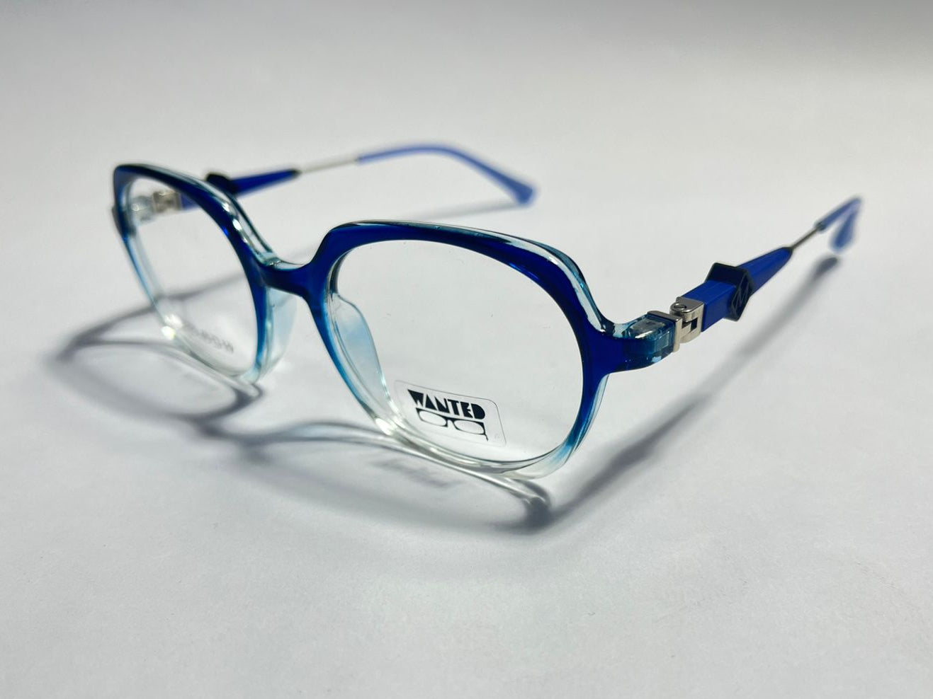 KIDS PLASTIC COLLECTION