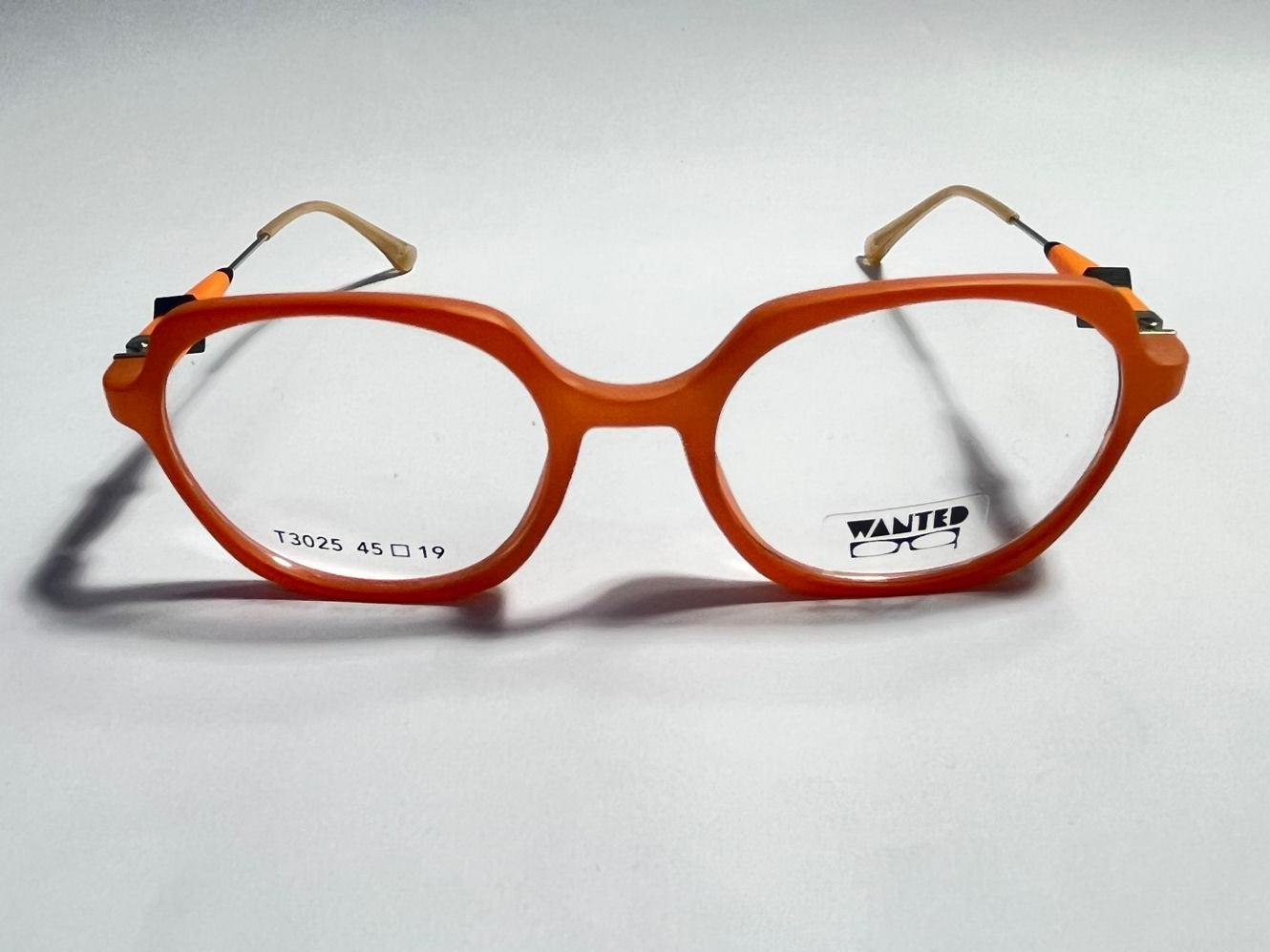 KIDS PLASTIC COLLECTION