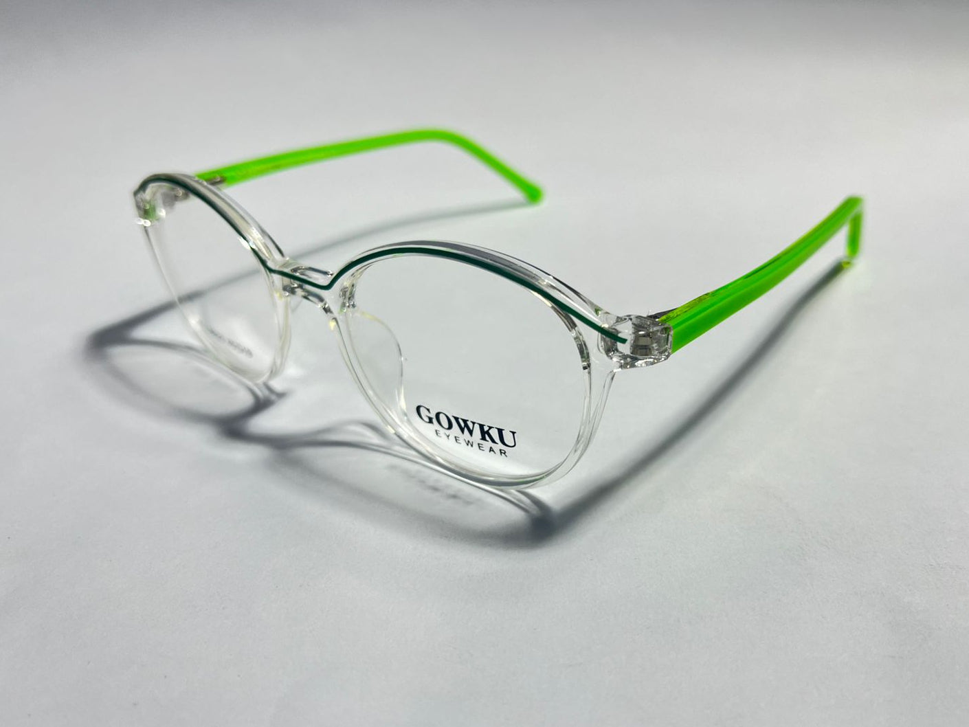 KIDS PLASTIC COLLECTION